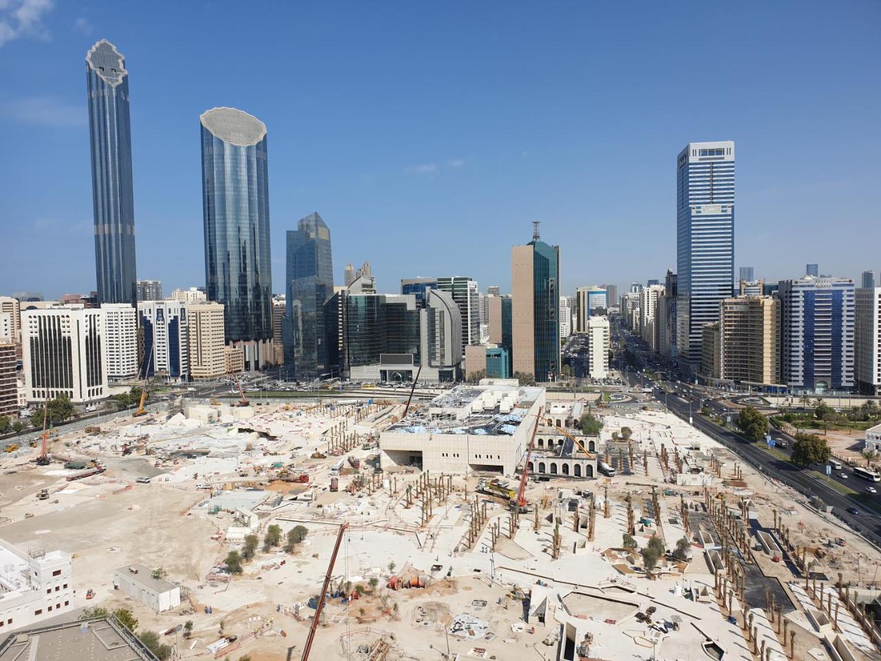 Platinum Hotel Apartments Abu Dhabi Exterior photo
