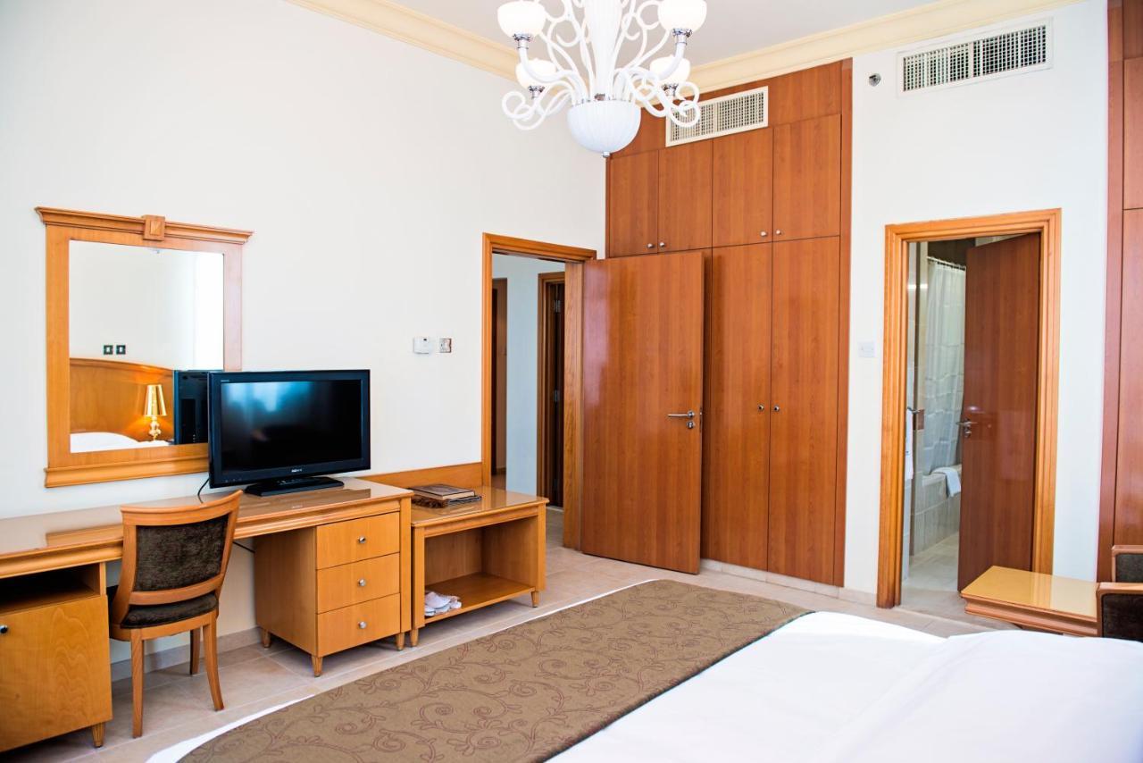 Platinum Hotel Apartments Abu Dhabi Exterior photo